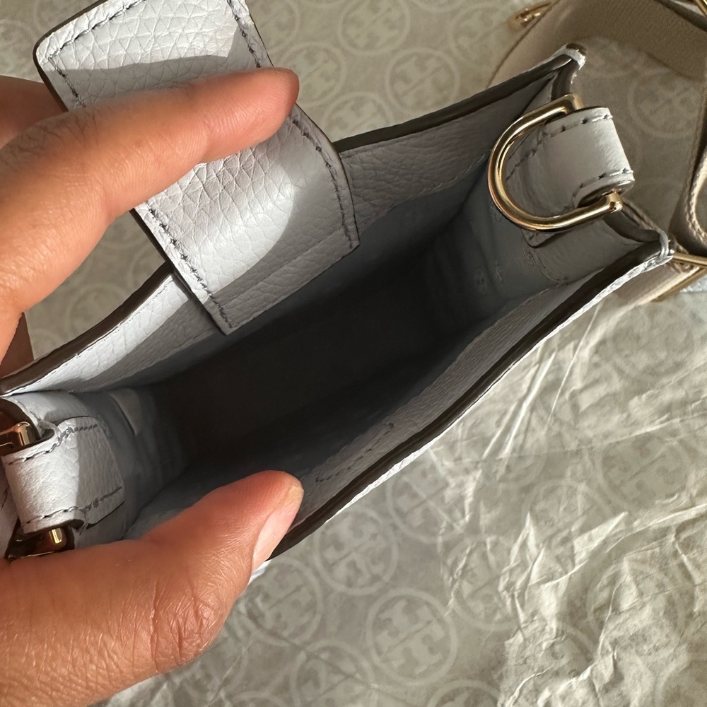 New Tory Burch Thea cellphone crossbody thick strap - Picture 4 of 6